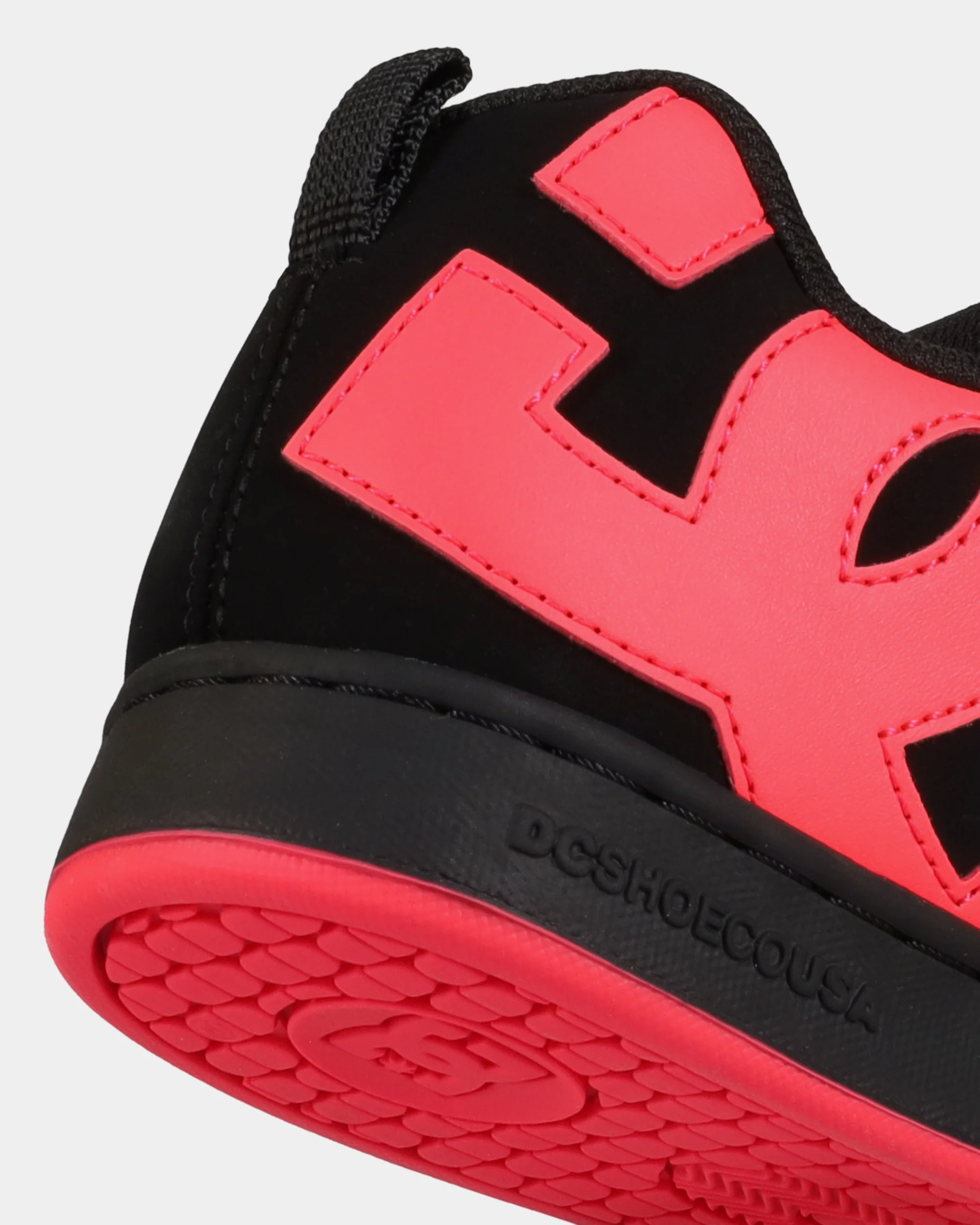 Womens Court Graffik Skate Shoes - Image 7