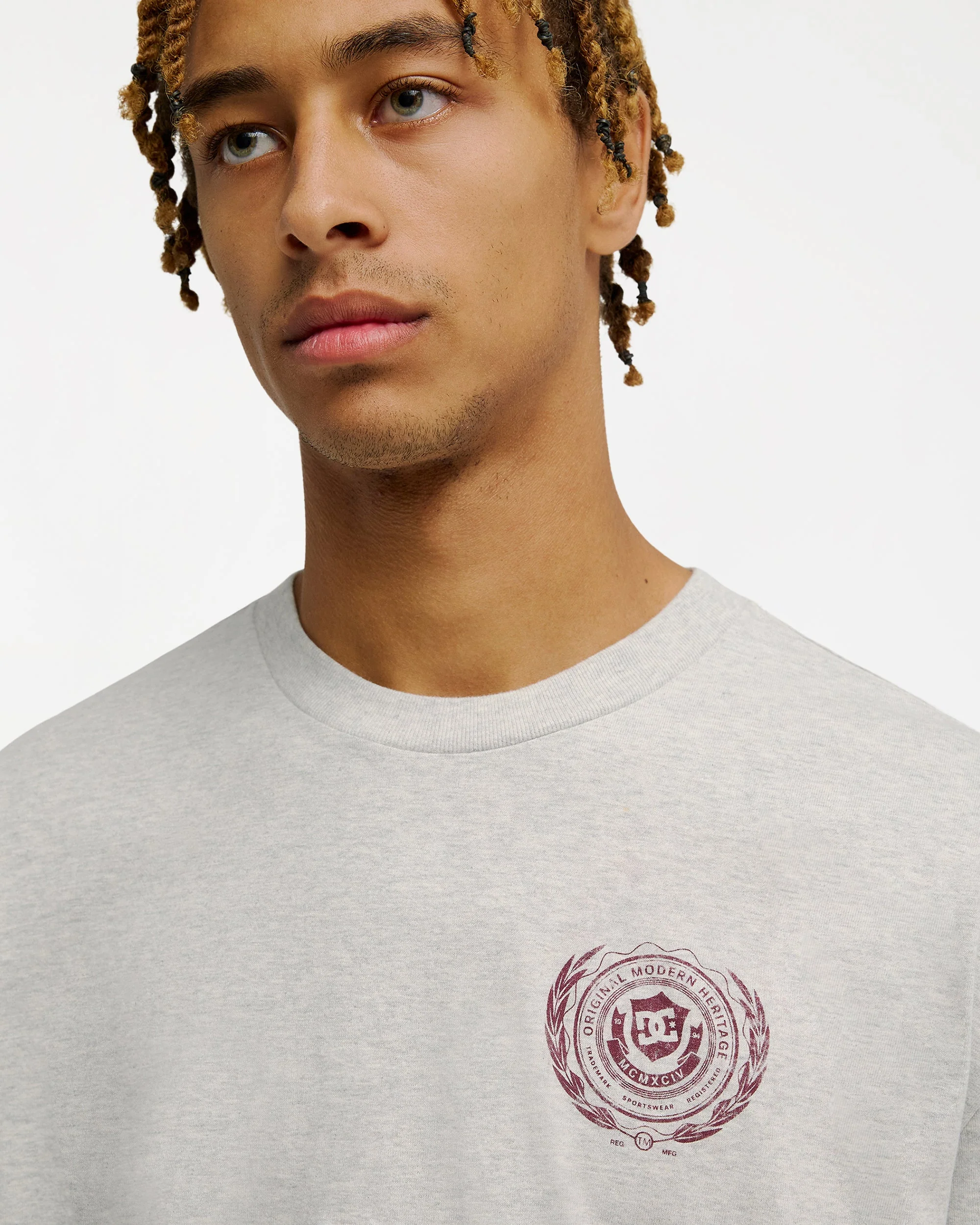 Mens Dc Honor Badge T-Shirt - Image 4