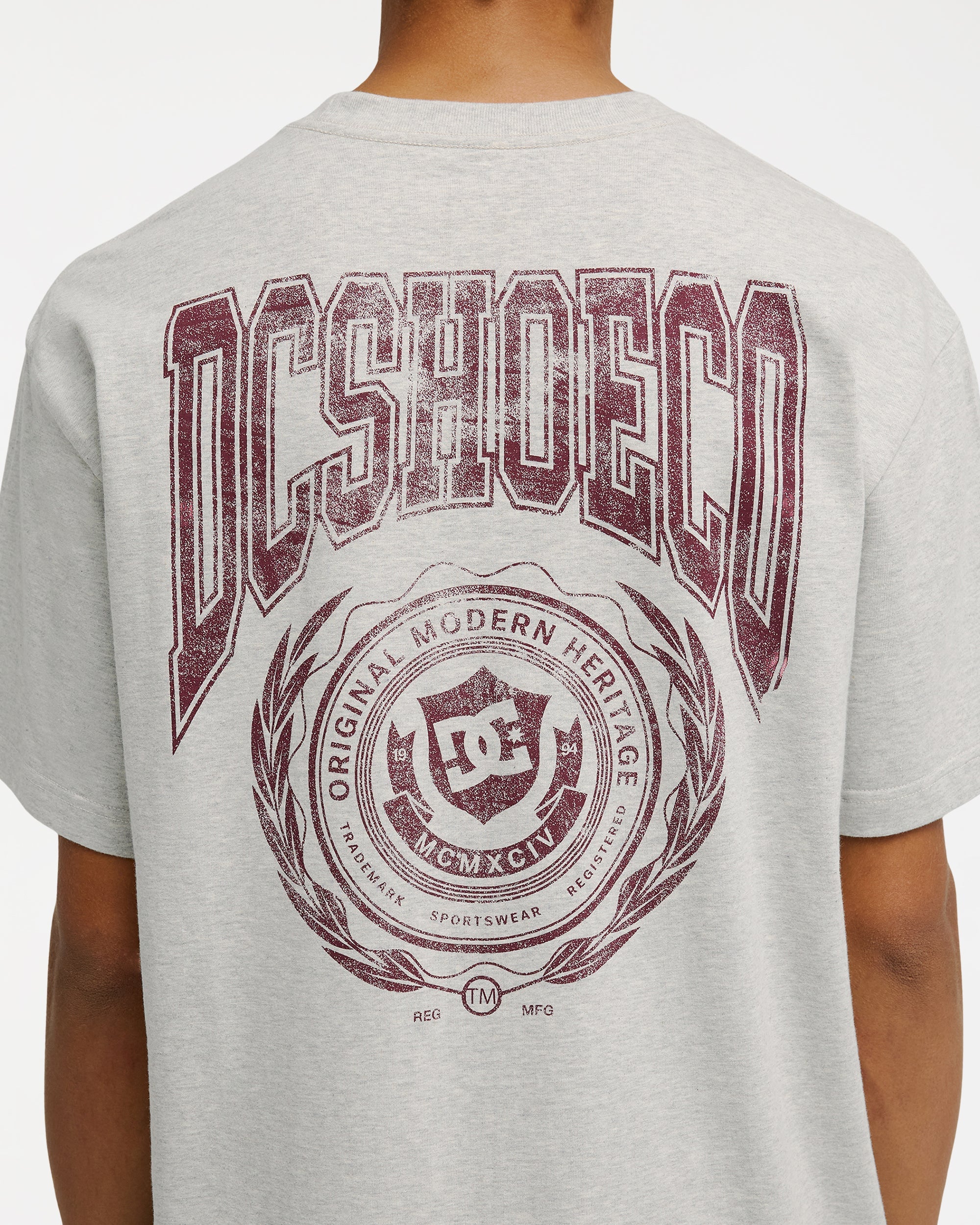 Mens Dc Honor Badge T-Shirt - Image 5